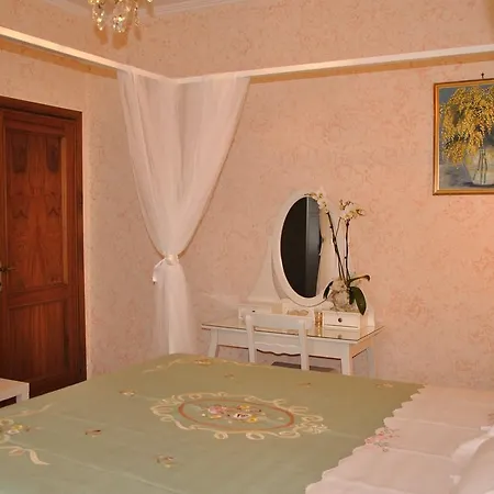 ベッド・アンド・ブレックファスト Nonna Luisa 4*